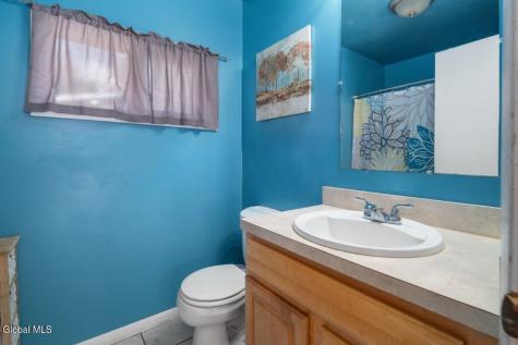 23 Western Avenue Ravena NY 12143