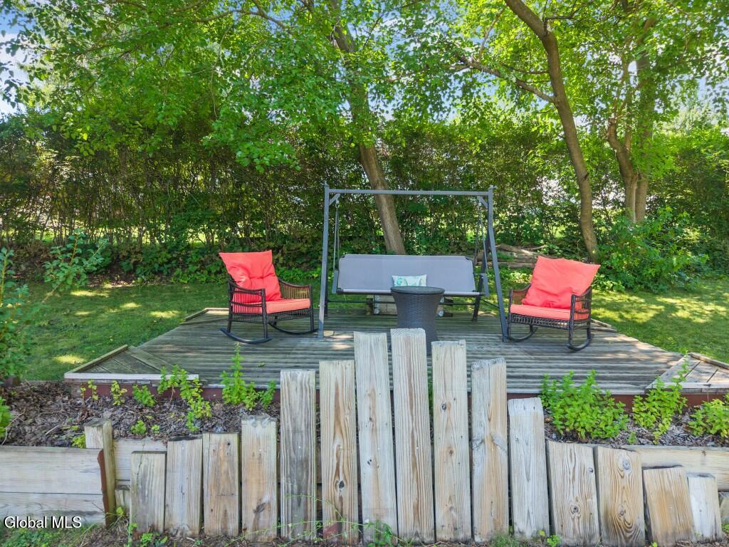 23 Western Avenue Ravena NY 12143