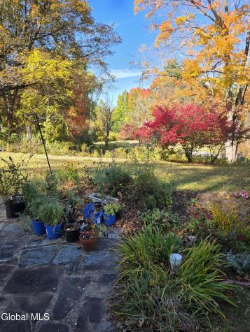 74 Mccormack Road Slingerlands NY 12159