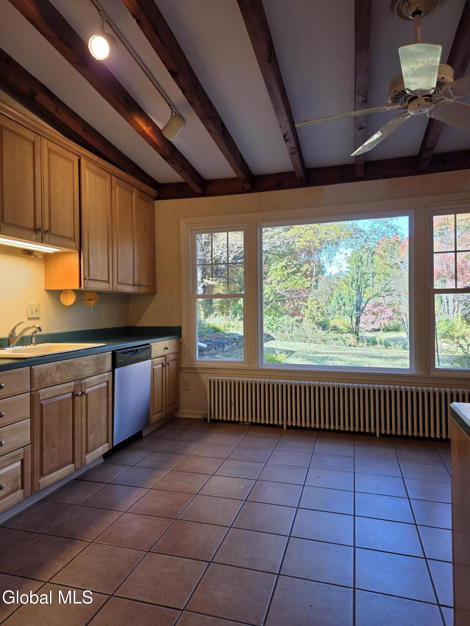 74 Mccormack Road Slingerlands NY 12159