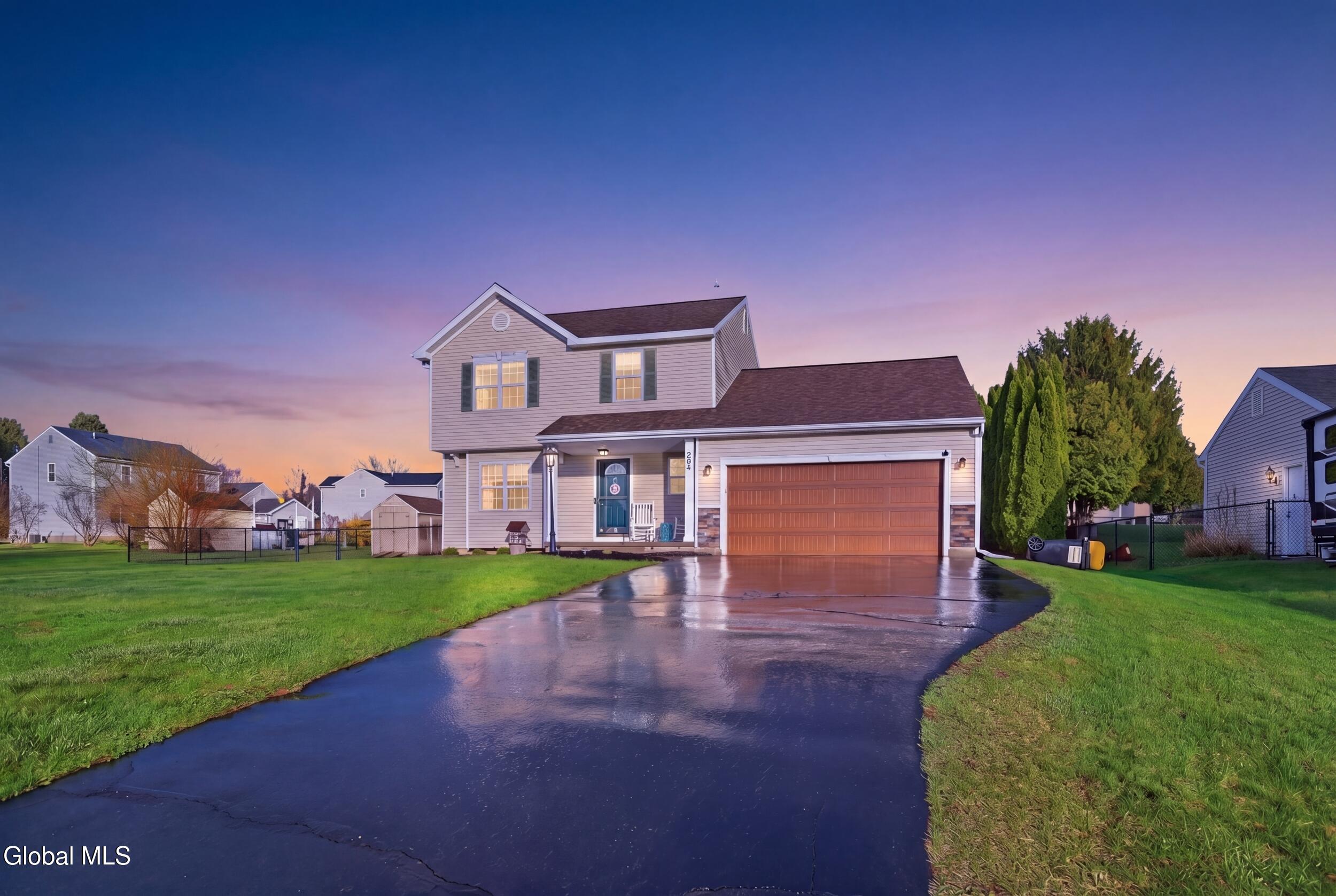 208 Springdale Way Schenectady NY 12306
