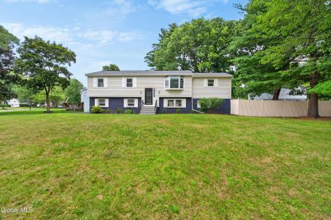 47 Parkwood Drive Clifton Park NY 12065