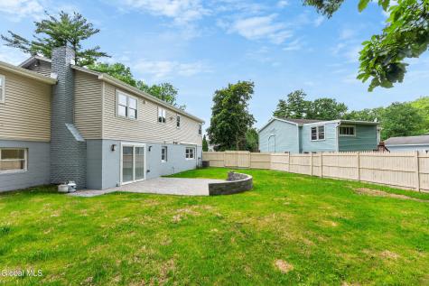 47 Parkwood Drive Clifton Park NY 12065
