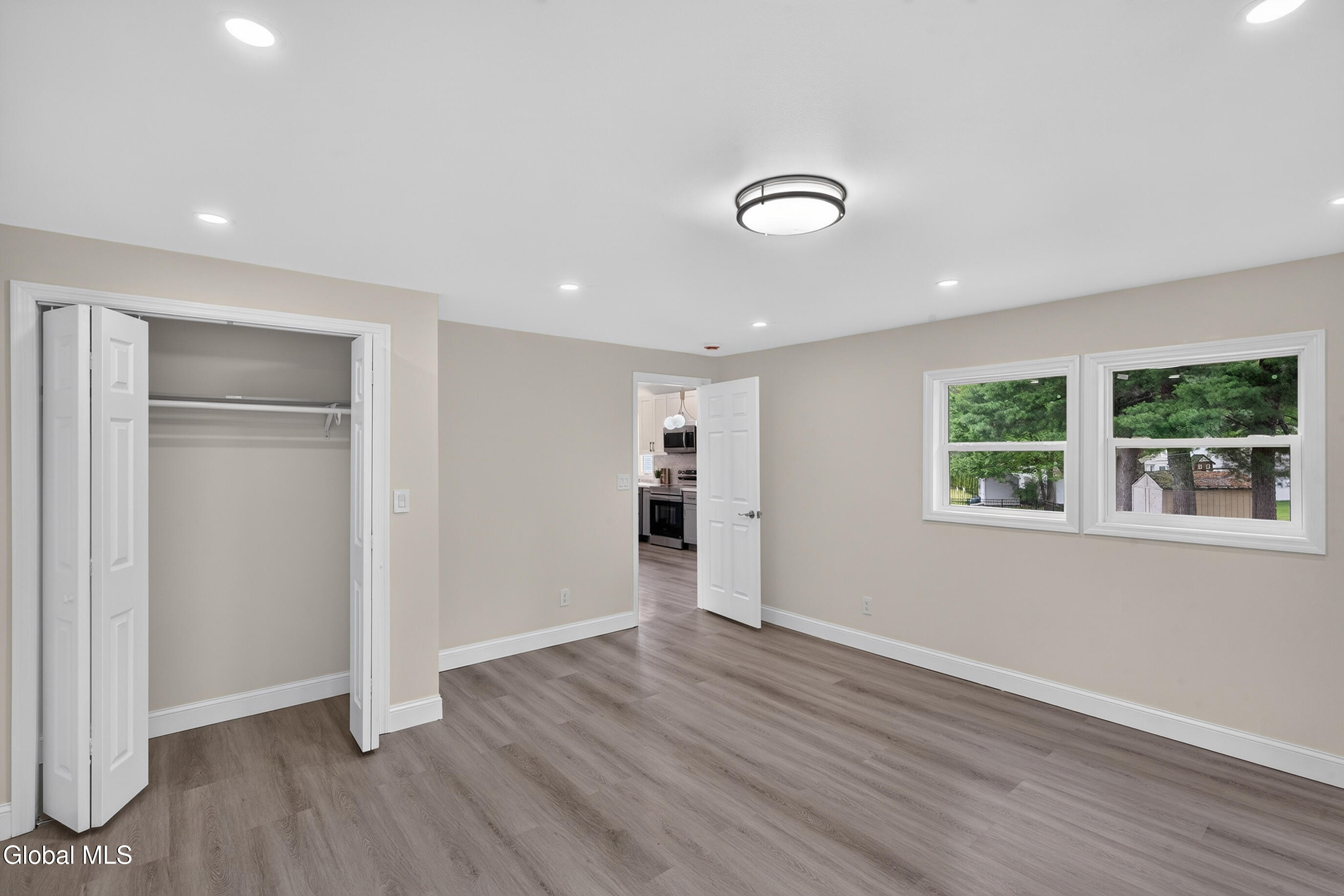 47 Parkwood Drive Clifton Park NY 12065