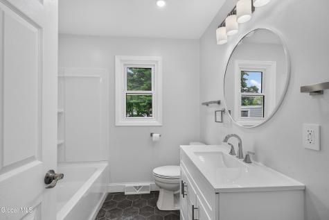 47 Parkwood Drive Clifton Park NY 12065