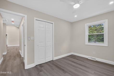 47 Parkwood Drive Clifton Park NY 12065