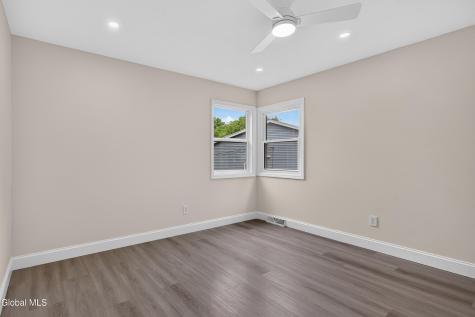 47 Parkwood Drive Clifton Park NY 12065