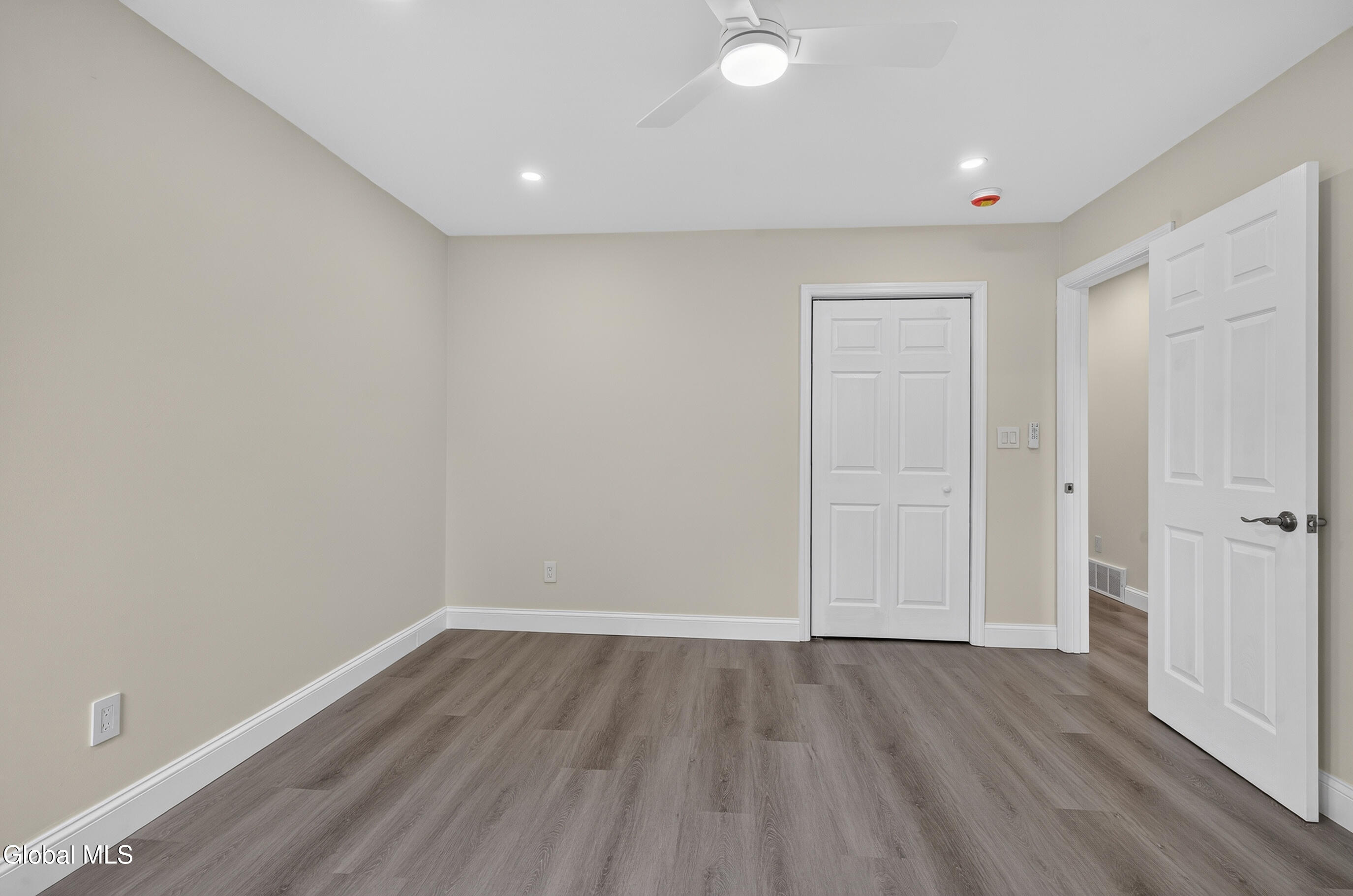 47 Parkwood Drive Clifton Park NY 12065