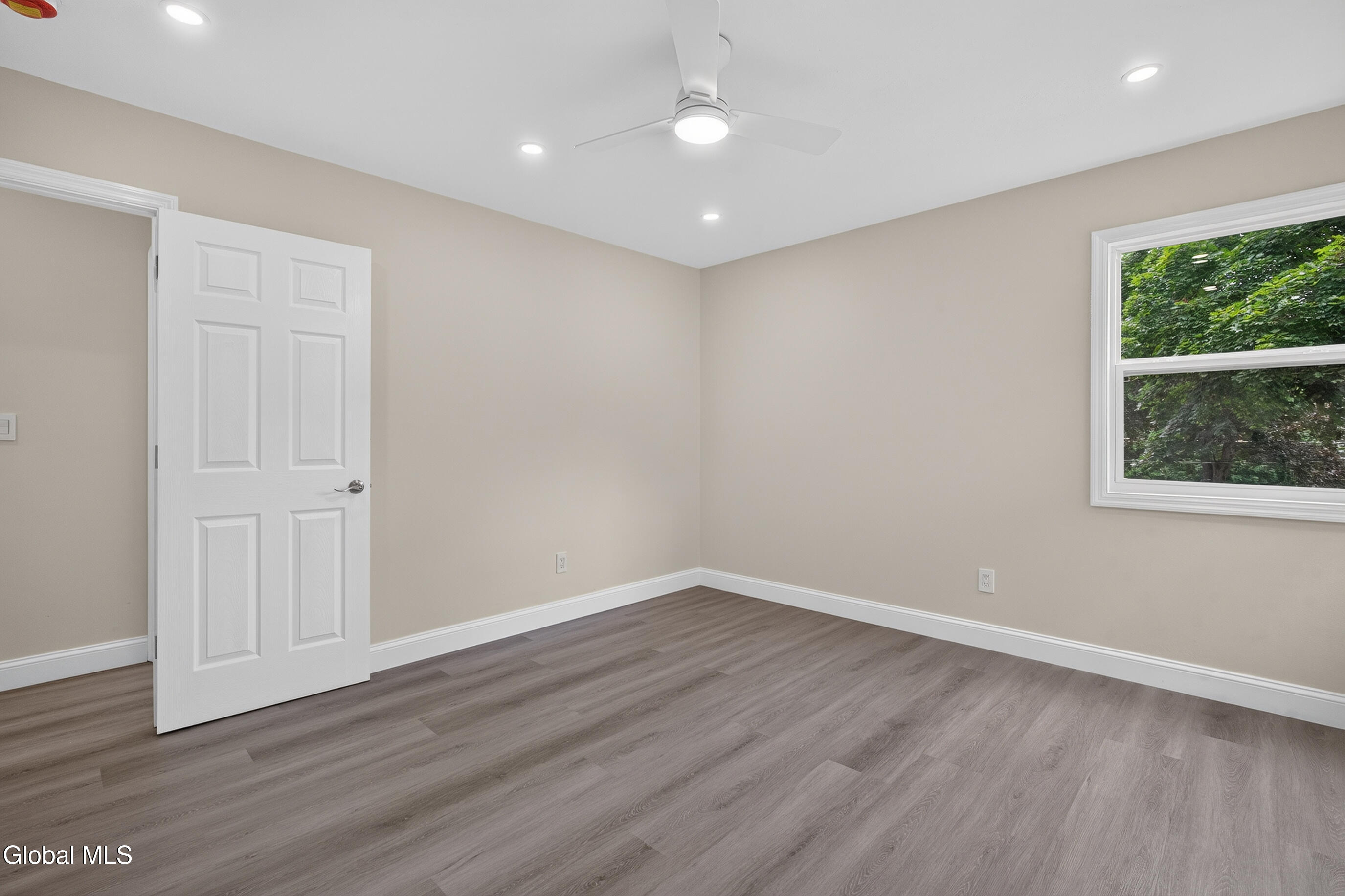 47 Parkwood Drive Clifton Park NY 12065