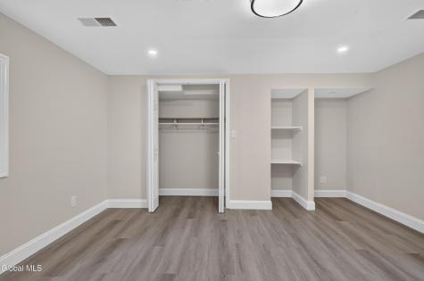 47 Parkwood Drive Clifton Park NY 12065