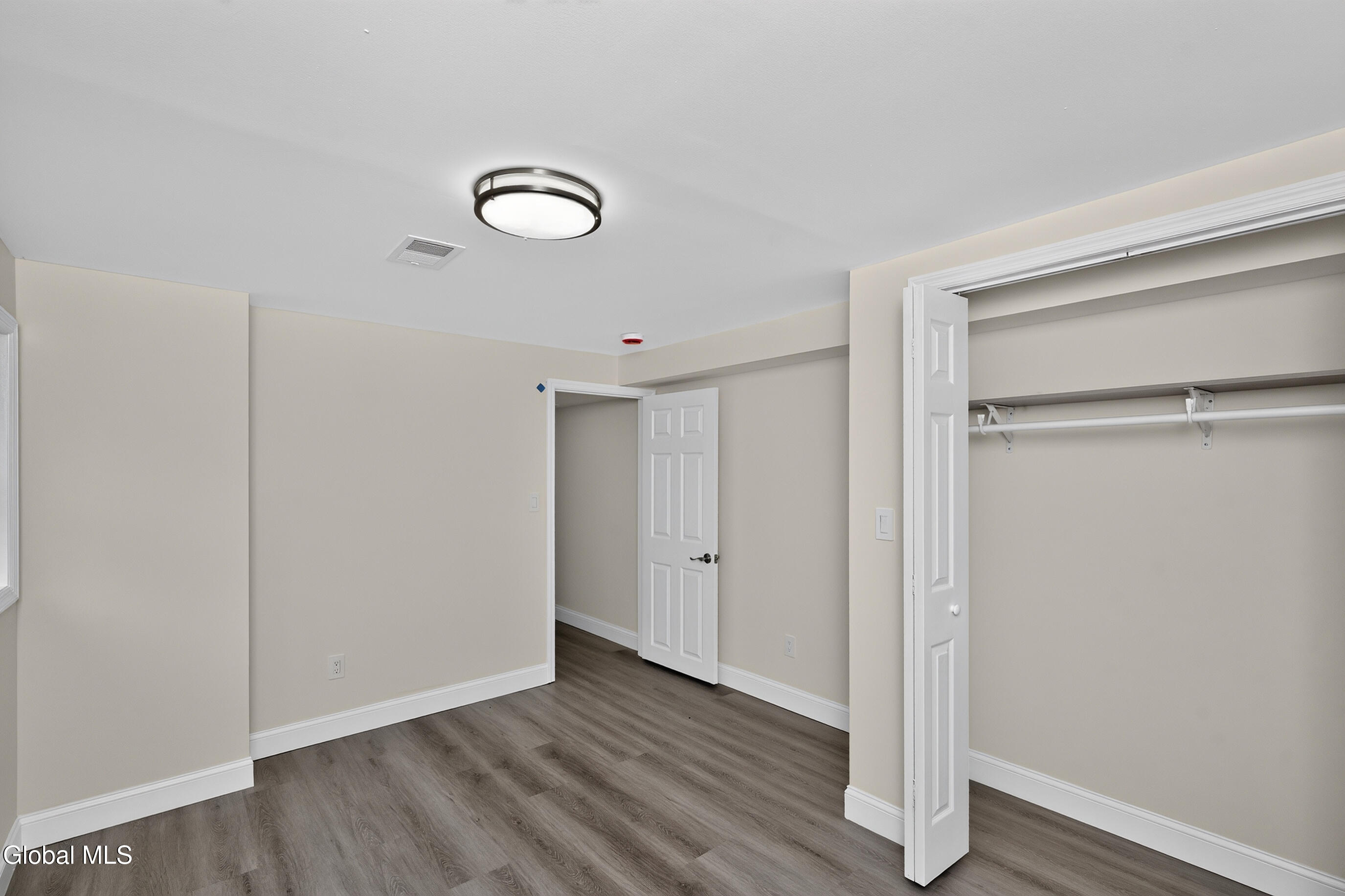 47 Parkwood Drive Clifton Park NY 12065