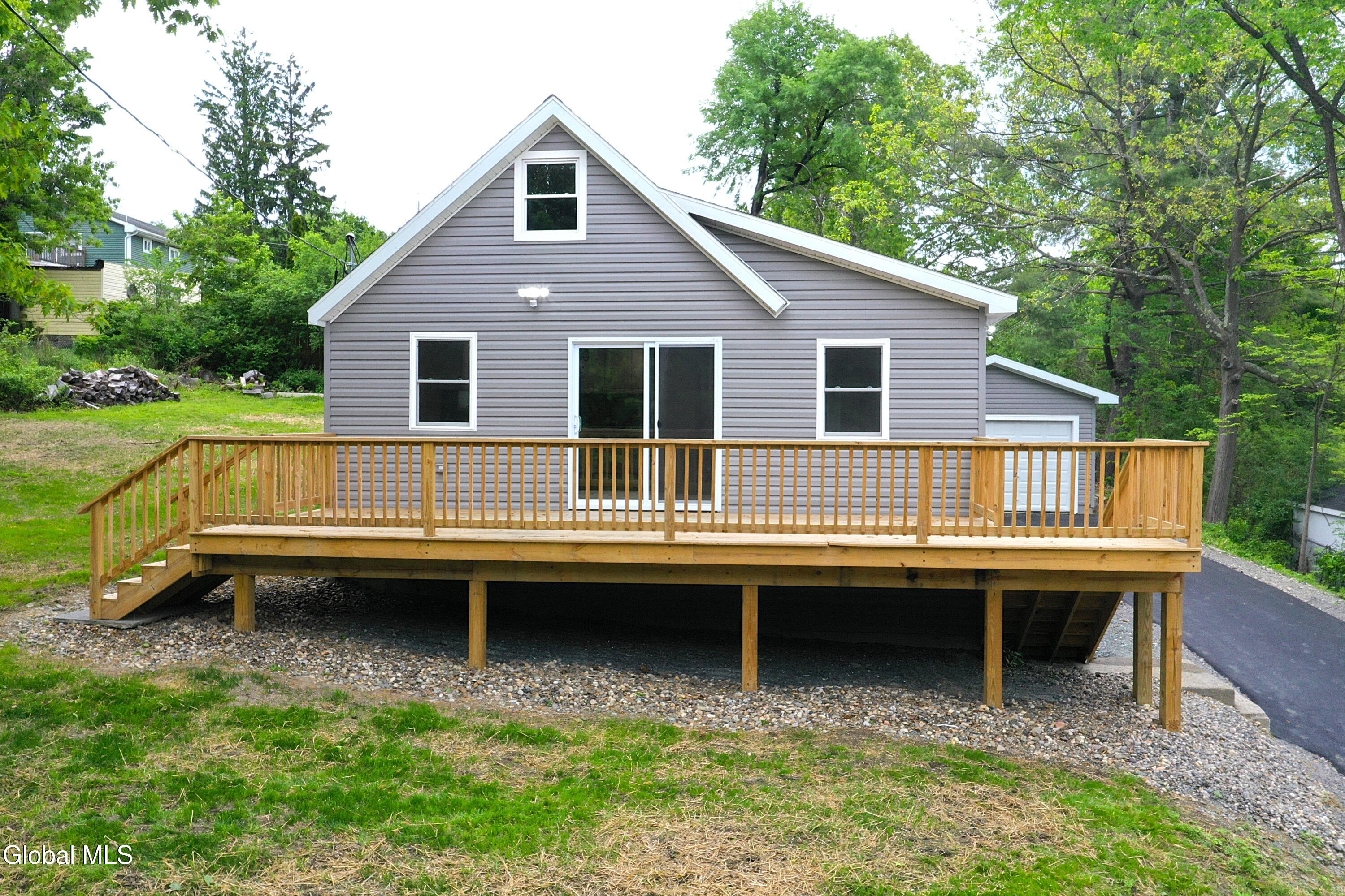 20 Franklin Avenue Wynantskill NY 12198