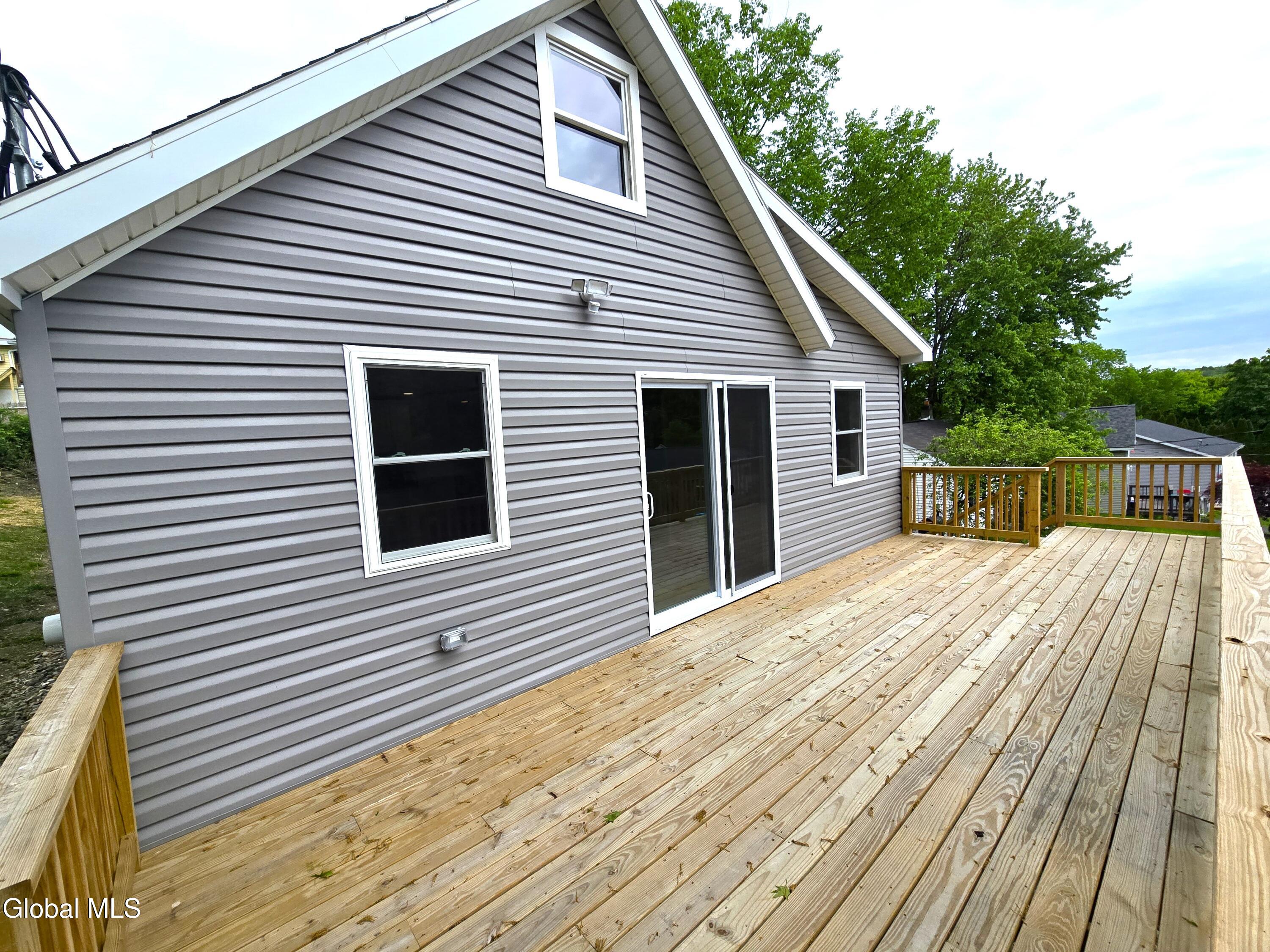 20 Franklin Avenue Wynantskill NY 12198