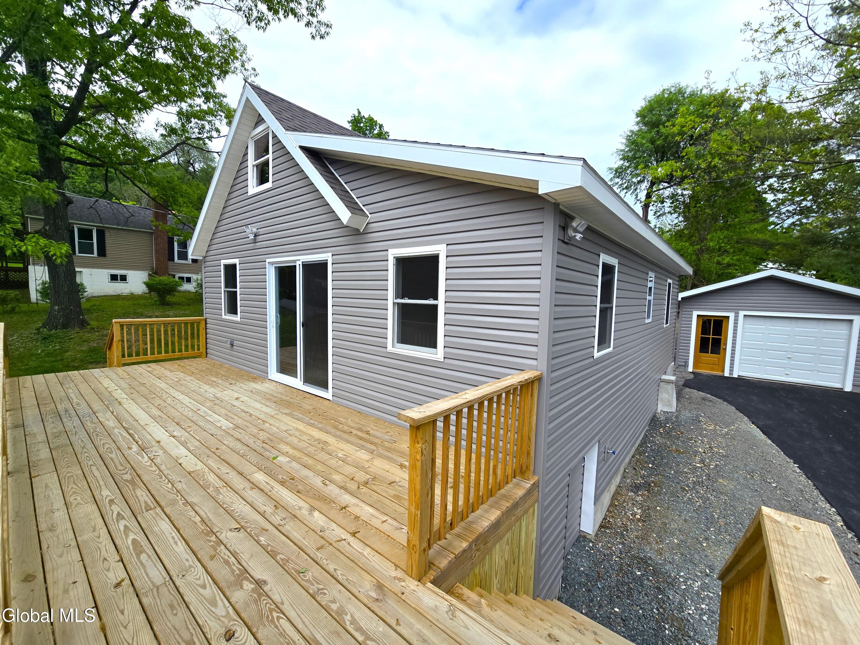 20 Franklin Avenue Wynantskill NY 12198