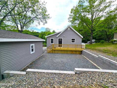 20 Franklin Avenue Wynantskill NY 12198