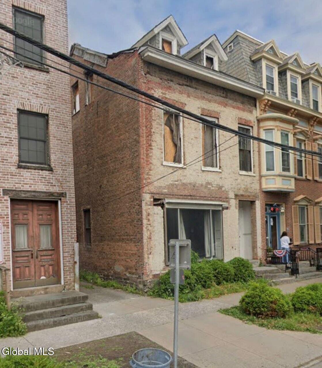 16 S Church Street Schenectady NY 12305