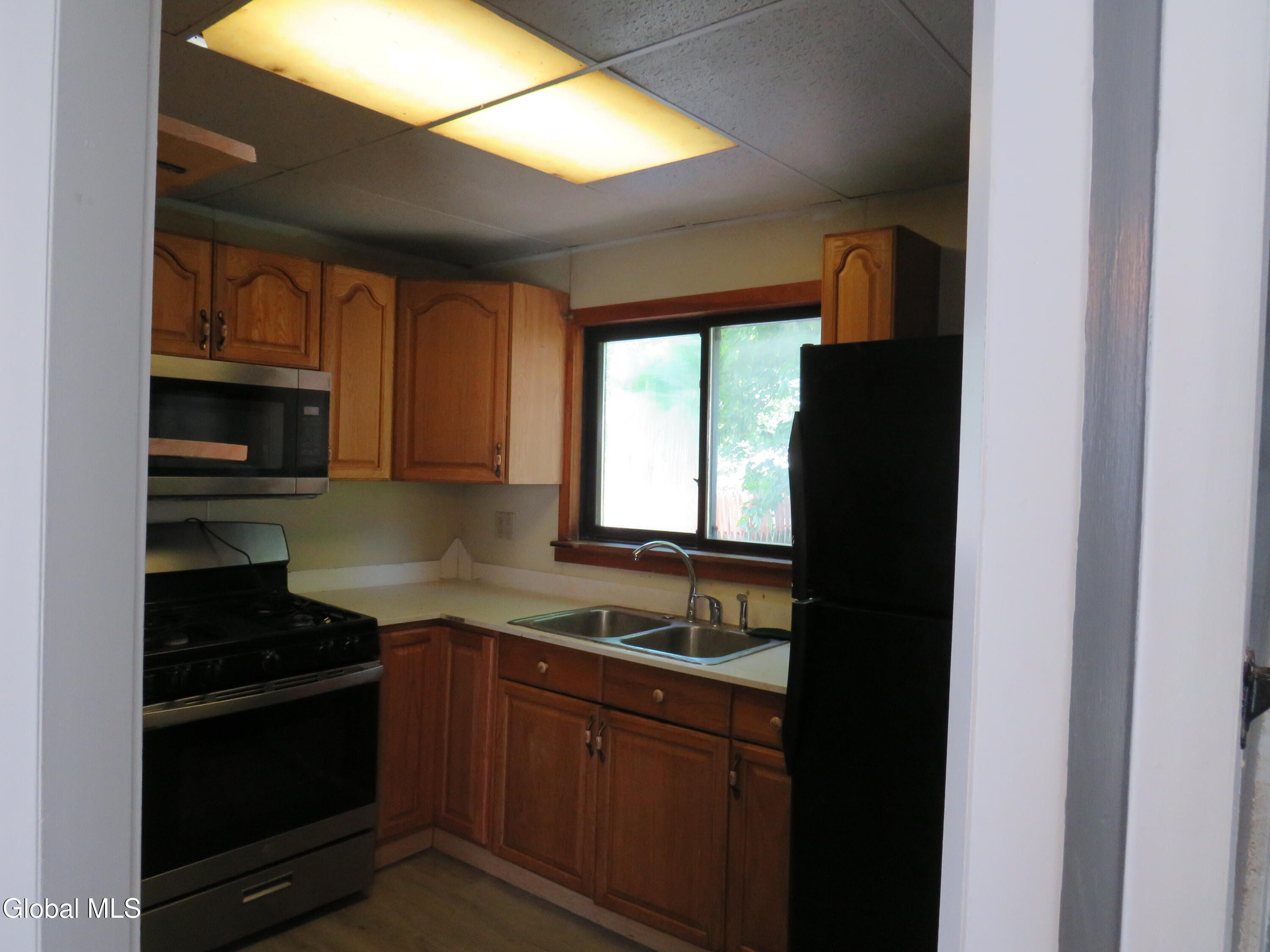 12 Glebe Street Johnstown NY 12095