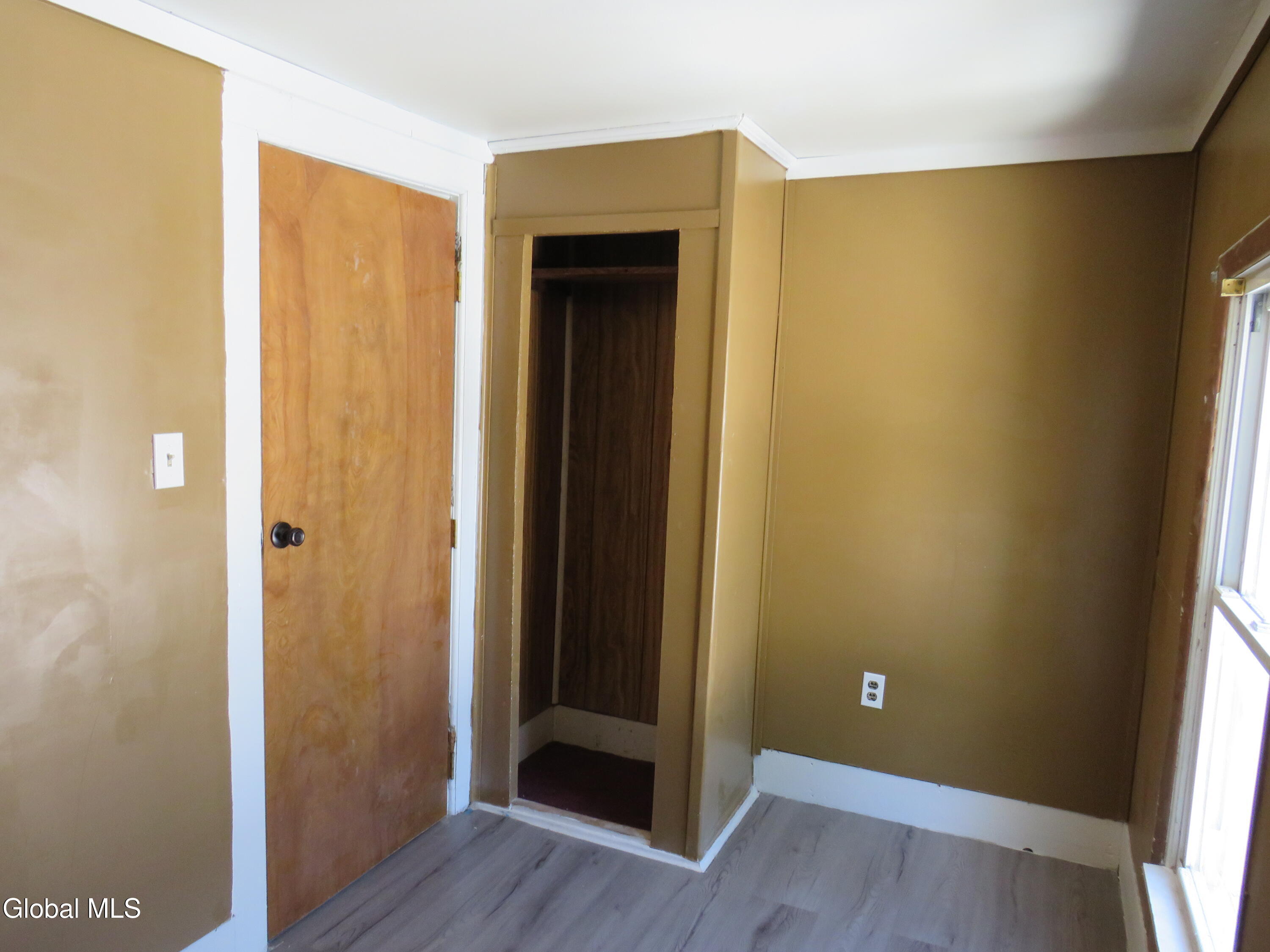 12 Glebe Street Johnstown NY 12095