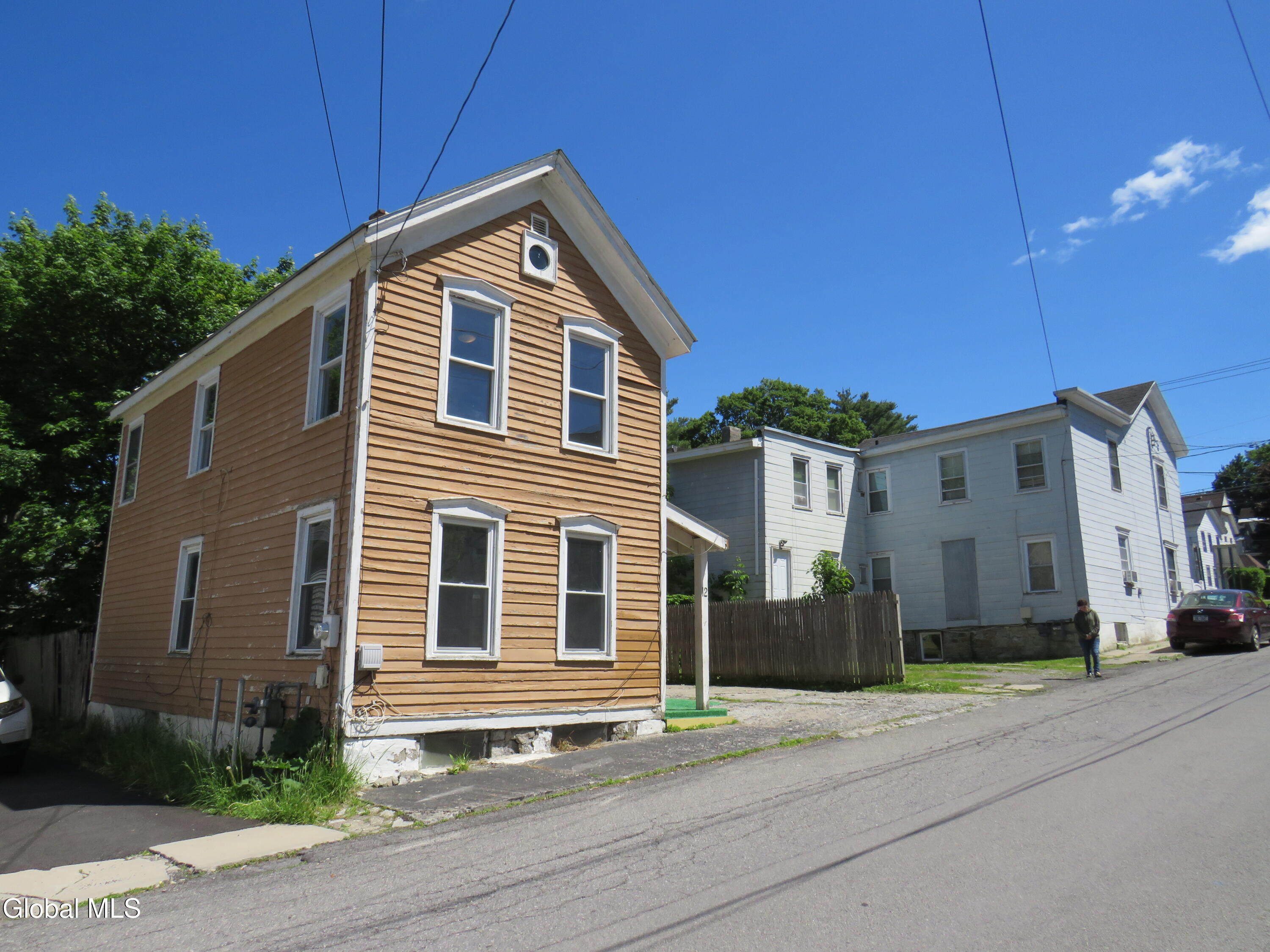 12 Glebe Street Johnstown NY 12095