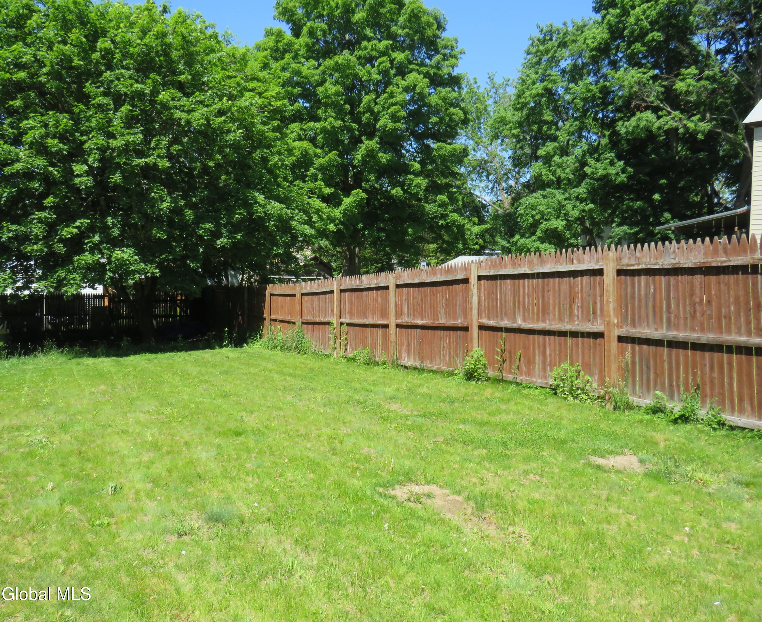 12 Glebe Street Johnstown NY 12095
