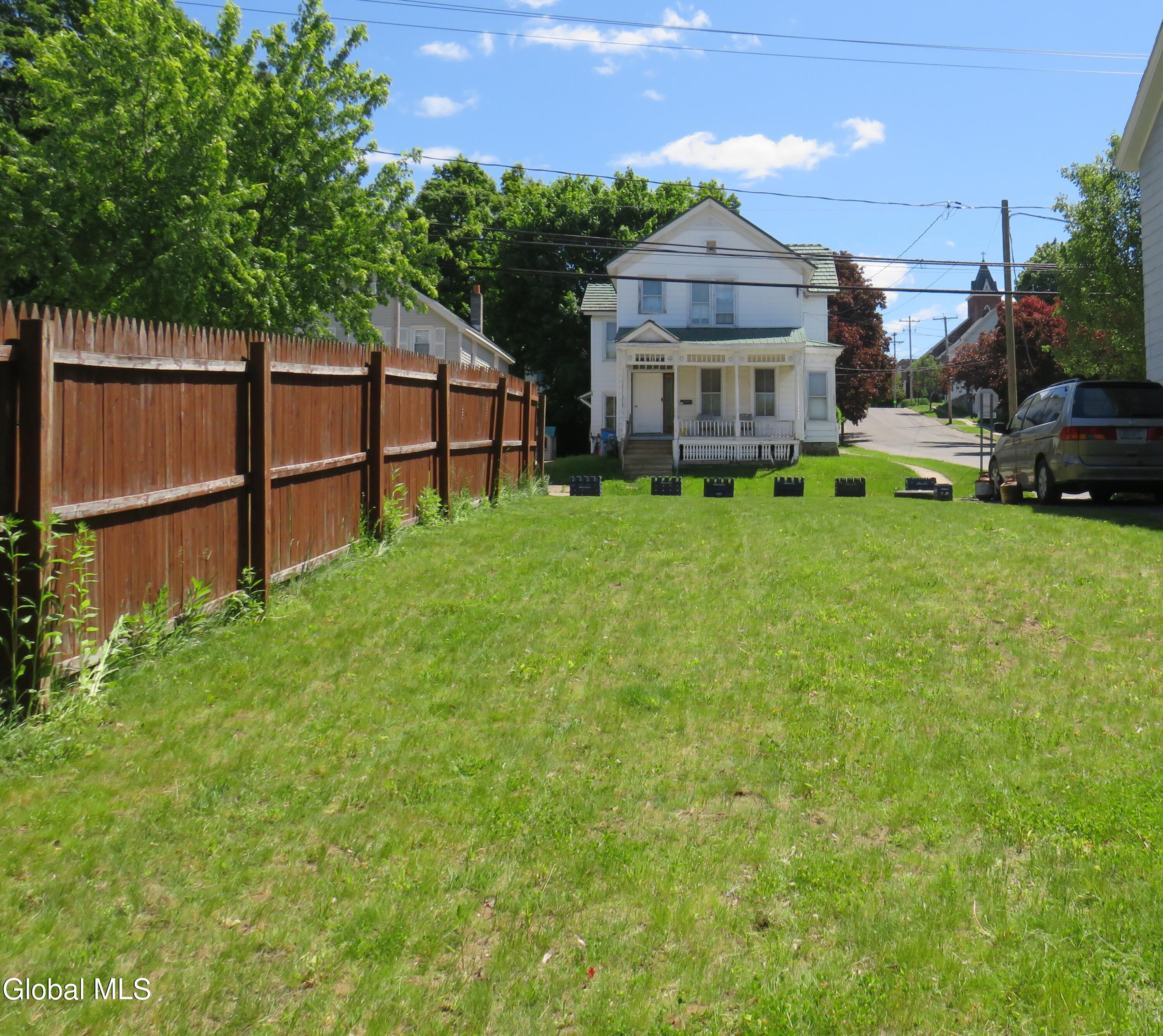 12 Glebe Street Johnstown NY 12095