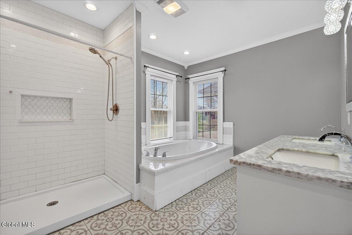 1110 Waverly Place Schenectady NY 12308