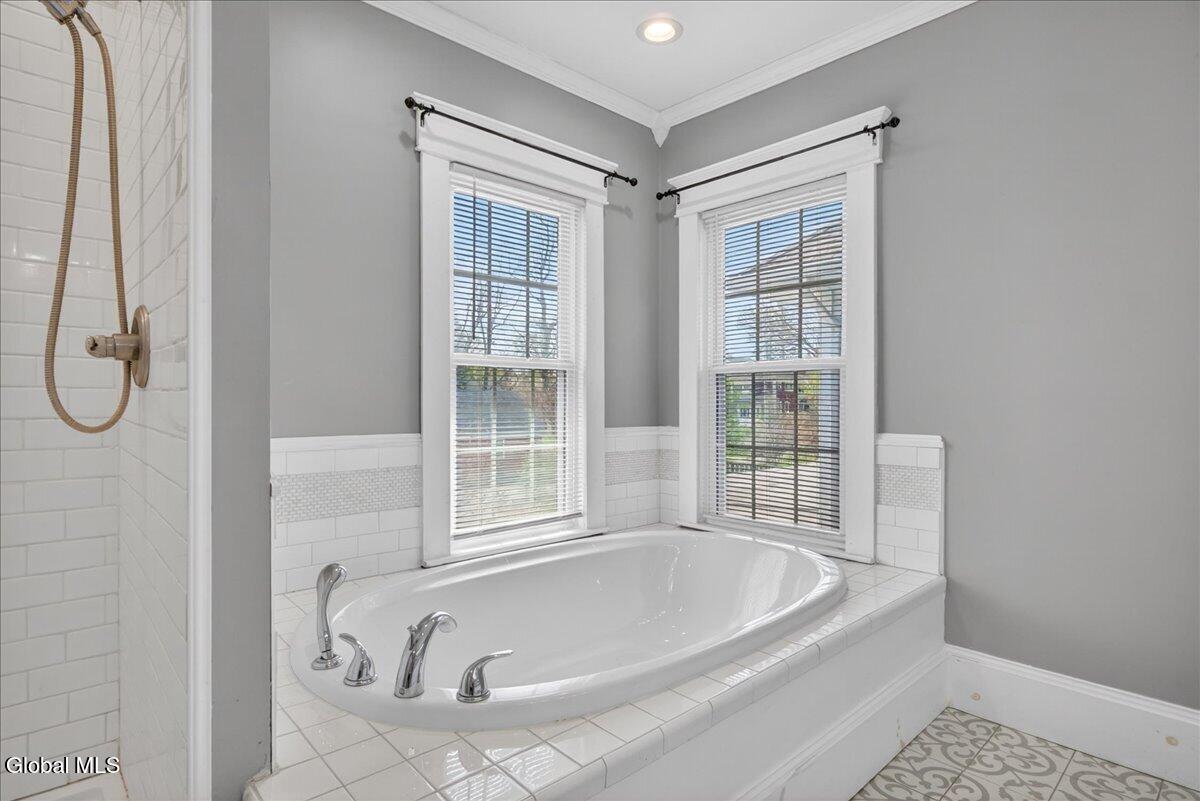 1110 Waverly Place Schenectady NY 12308