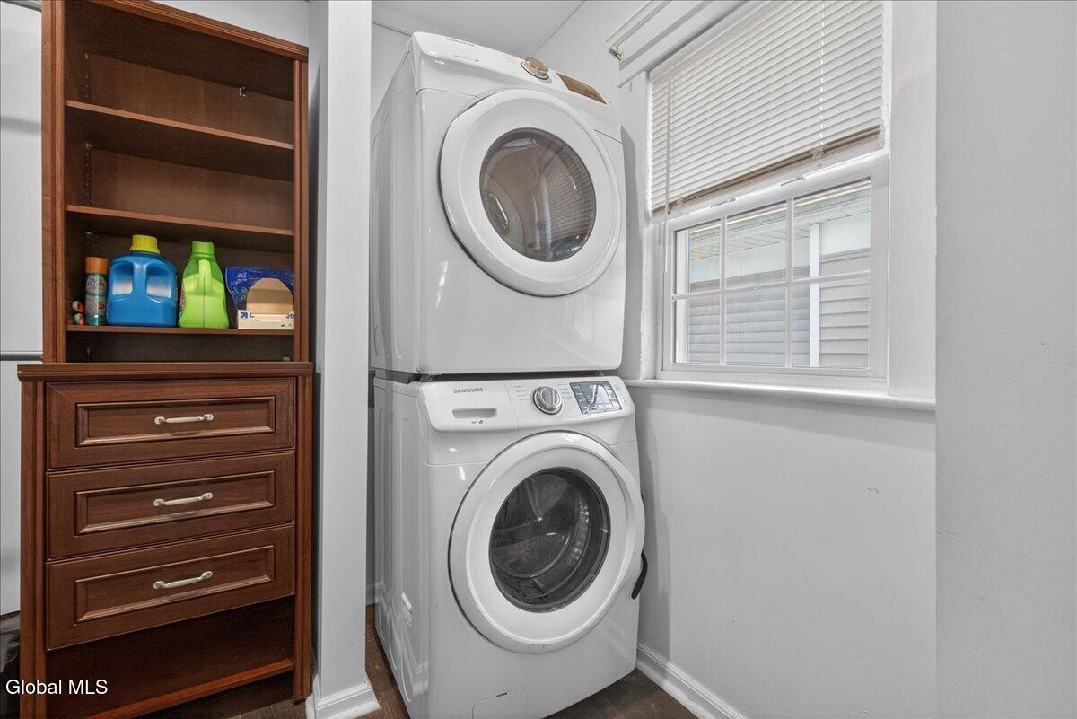 1110 Waverly Place Schenectady NY 12308