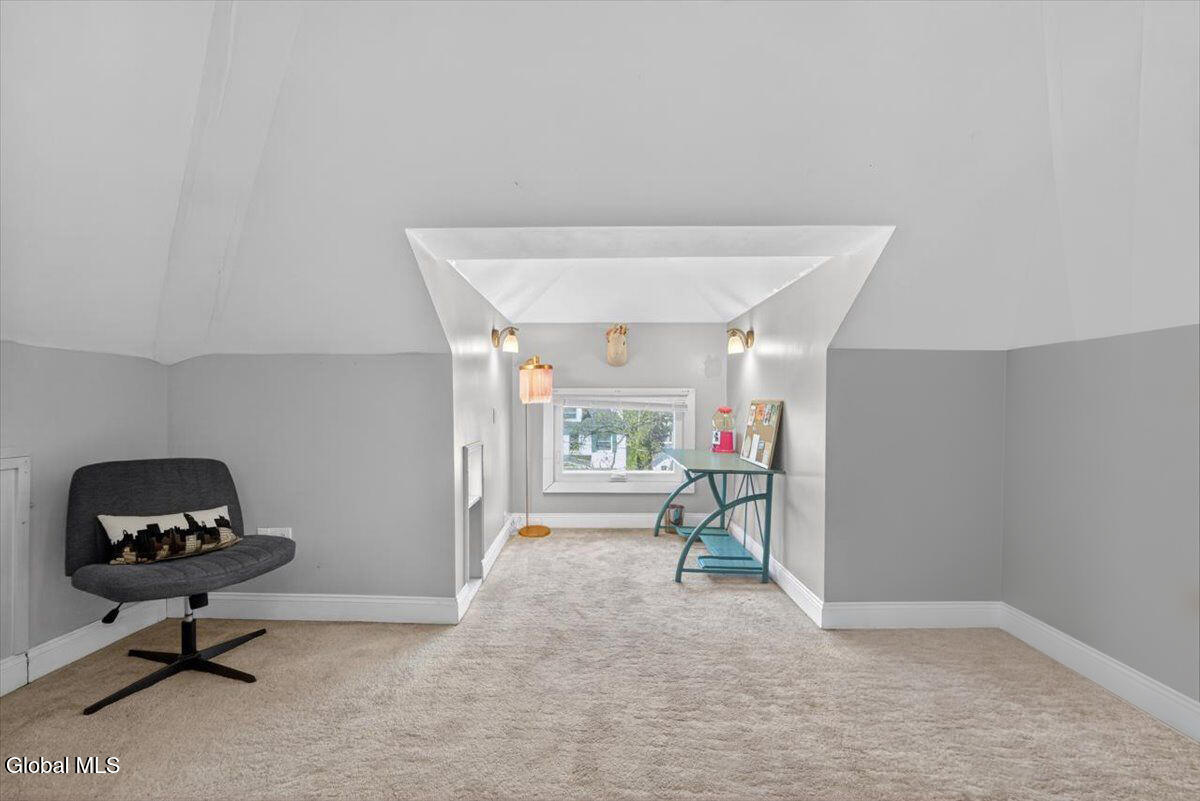 1110 Waverly Place Schenectady NY 12308