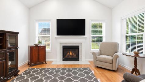 6 Birch Court Troy NY 12180