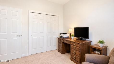 6 Birch Court Troy NY 12180
