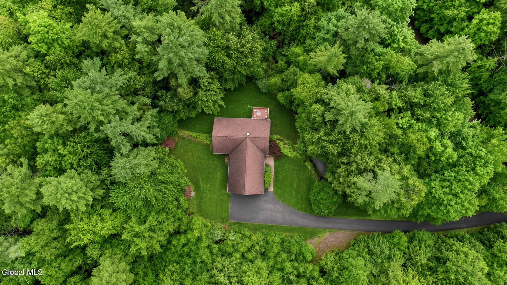 26 Emily Lane Chestertown NY 12817