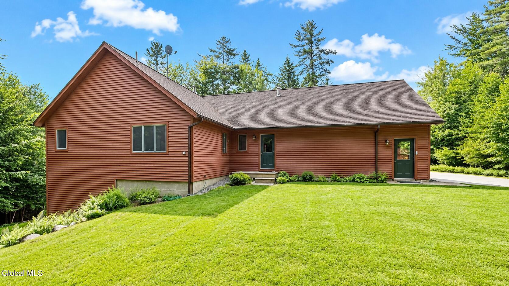 26 Emily Lane Chestertown NY 12817