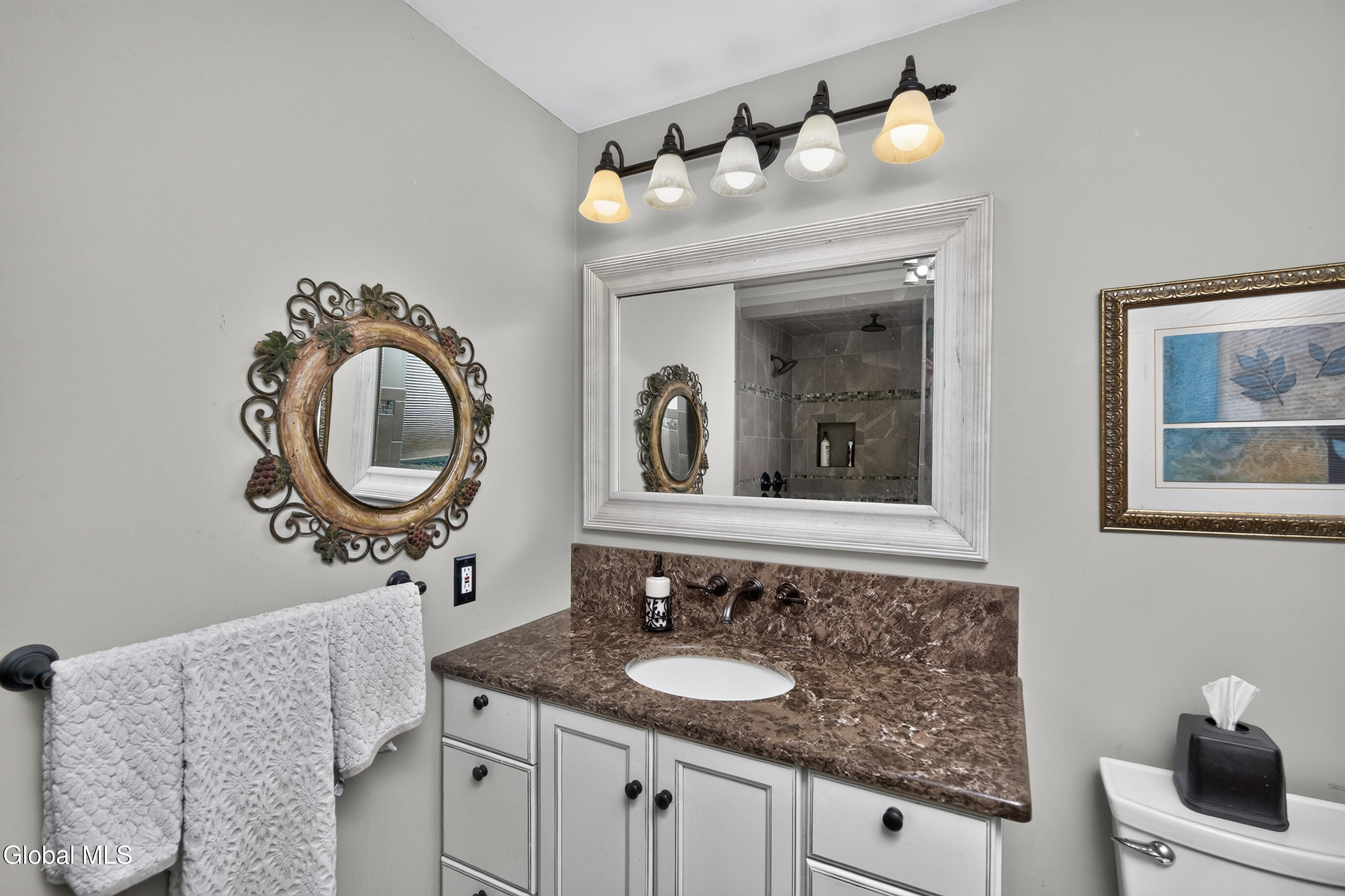 16 Francis Drive Wynantskill NY 12198