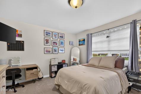16 Francis Drive Wynantskill NY 12198