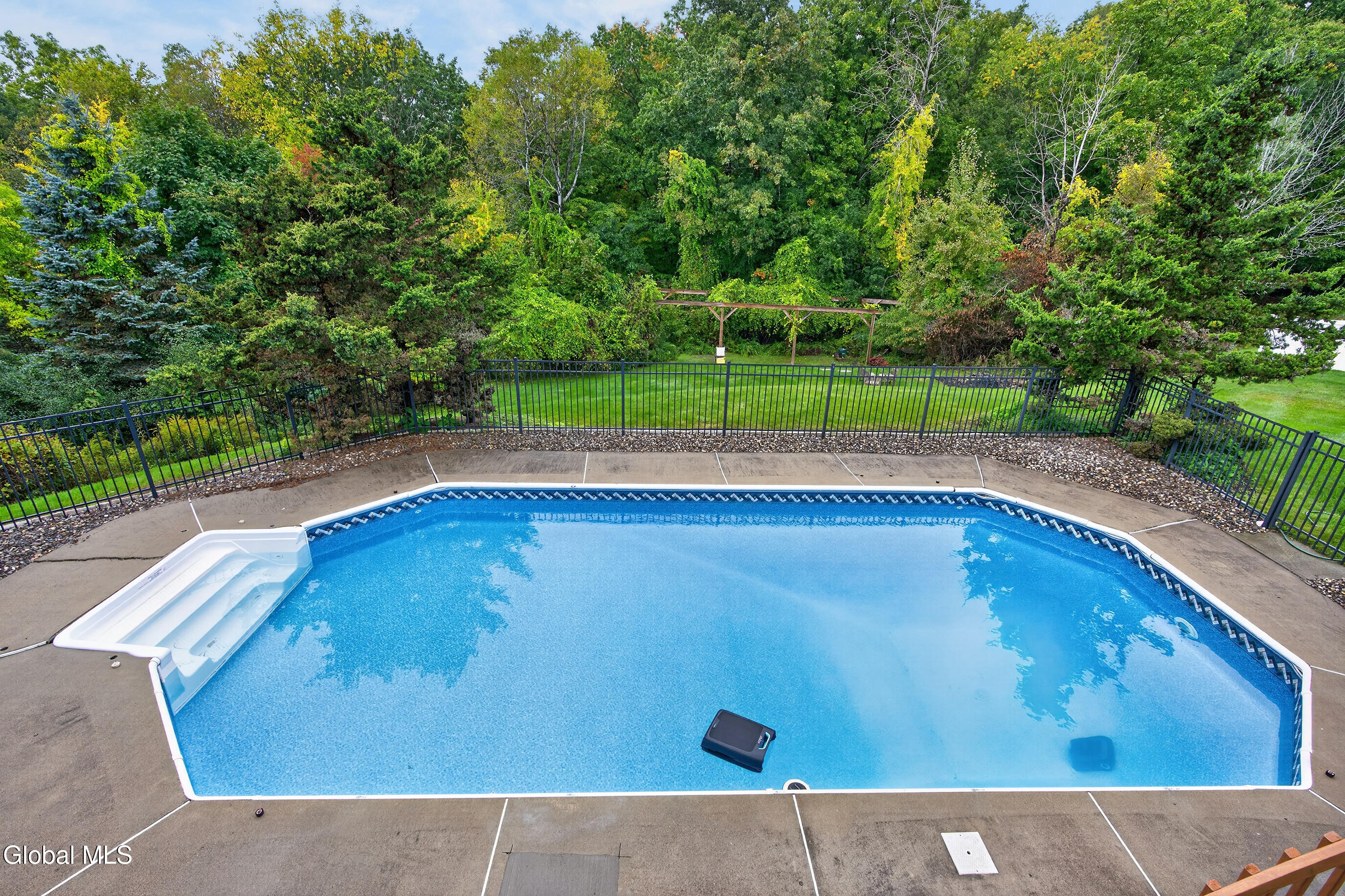 16 Francis Drive Wynantskill NY 12198