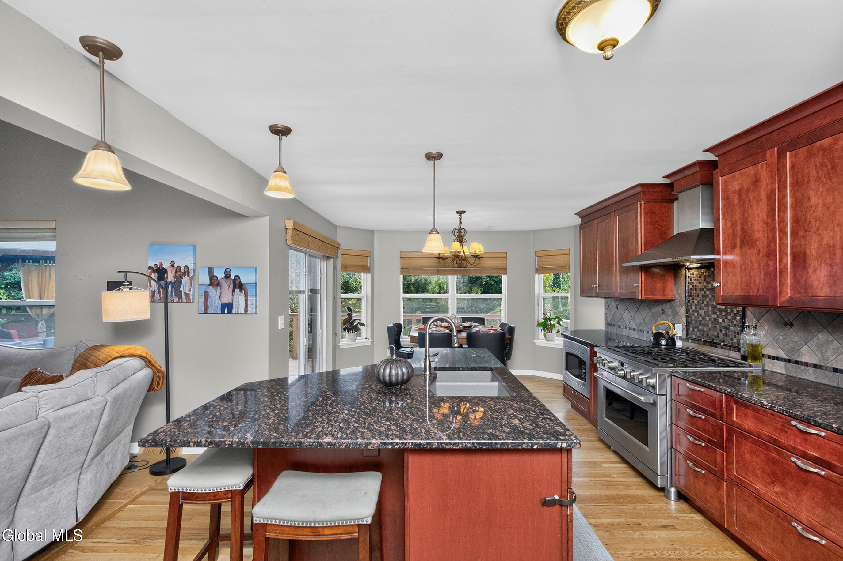 16 Francis Drive Wynantskill NY 12198