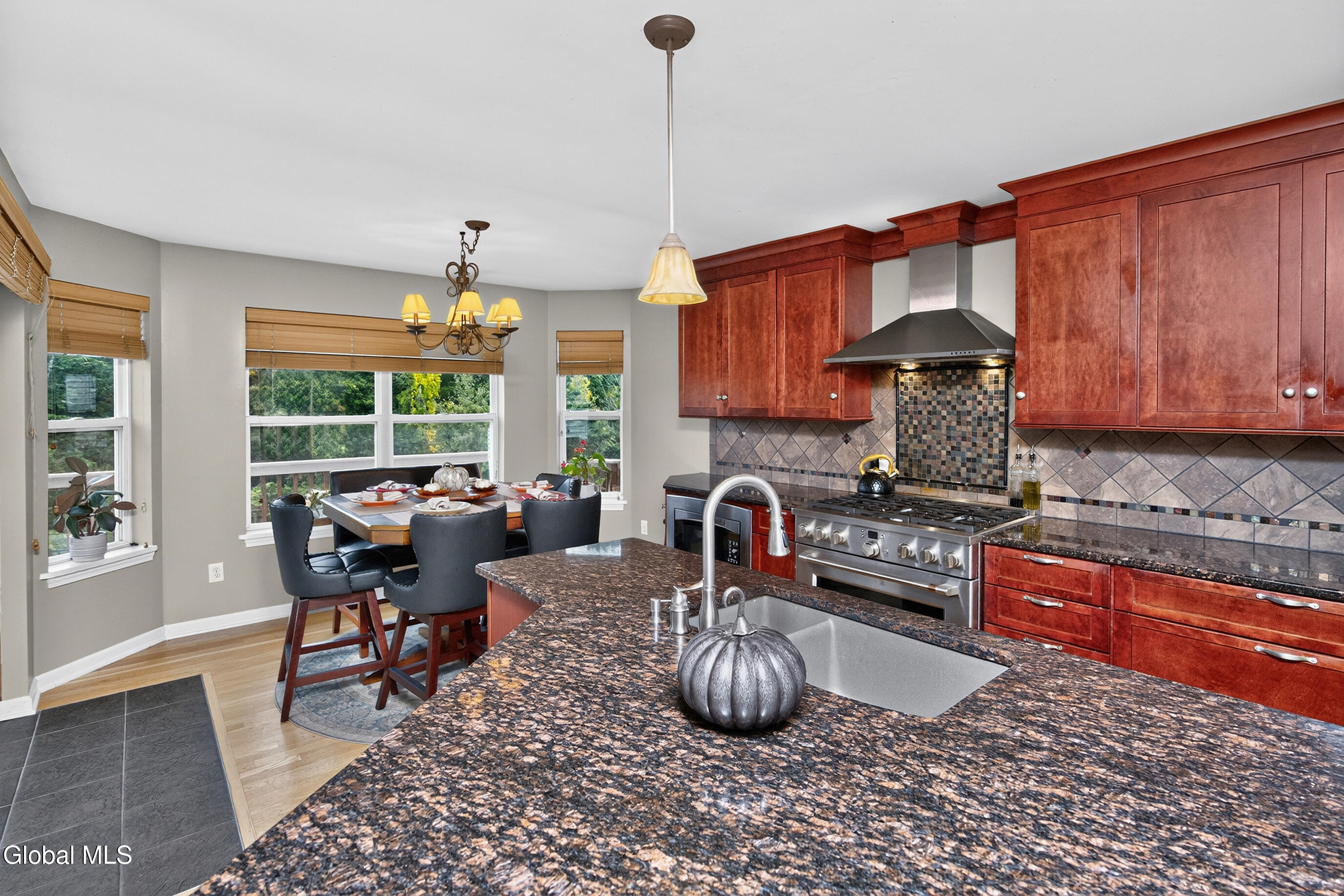 16 Francis Drive Wynantskill NY 12198
