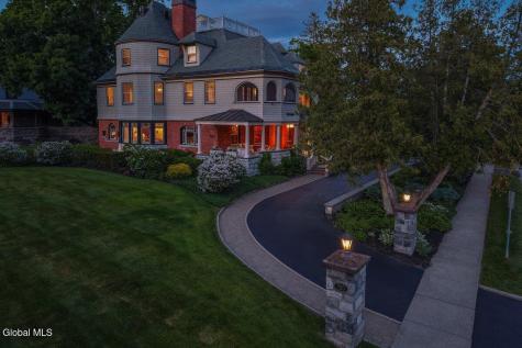 720 N Broadway Saratoga Springs NY 12866