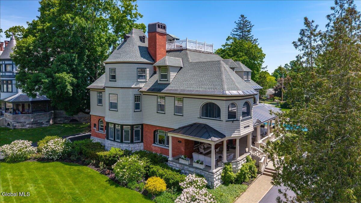 720 N Broadway Saratoga Springs NY 12866