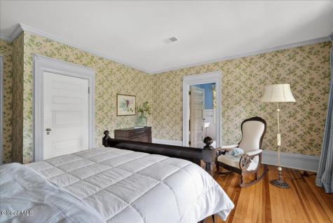 720 N Broadway Saratoga Springs NY 12866