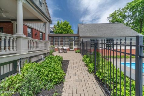 720 N Broadway Saratoga Springs NY 12866