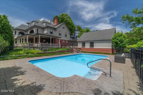 720 N Broadway Saratoga Springs NY 12866