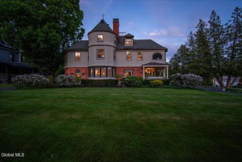 720 N Broadway Saratoga Springs NY 12866