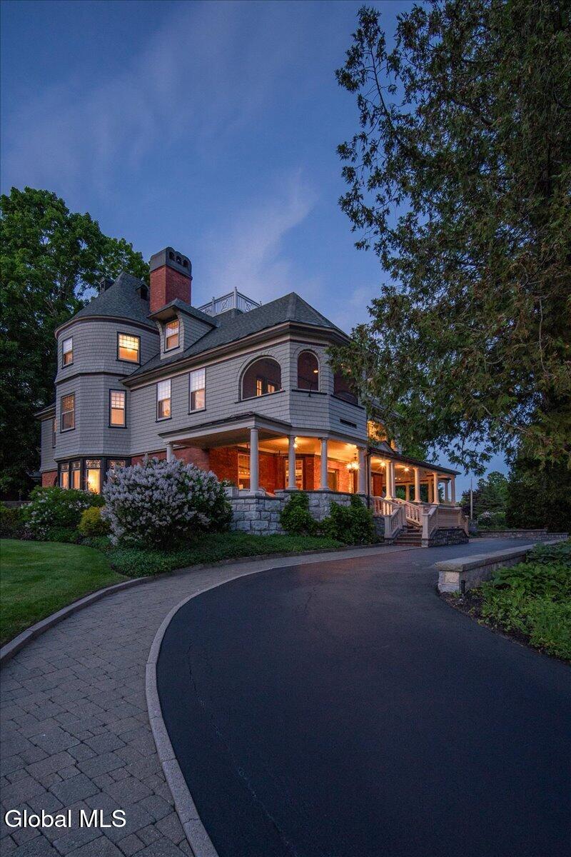 720 N Broadway Saratoga Springs NY 12866