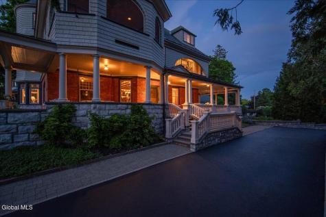 720 N Broadway Saratoga Springs NY 12866