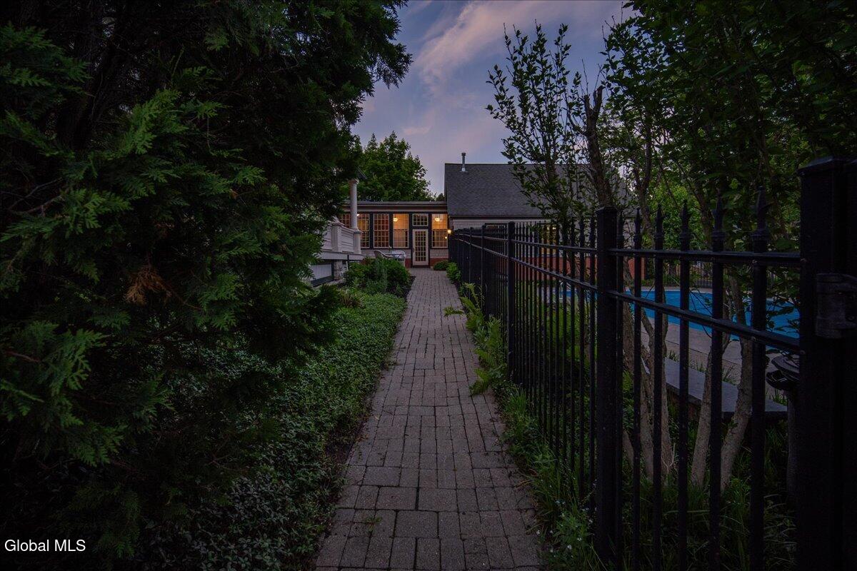 720 N Broadway Saratoga Springs NY 12866