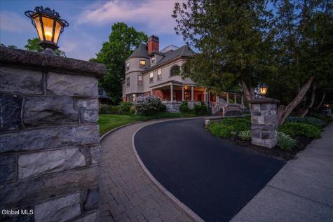 720 N Broadway Saratoga Springs NY 12866