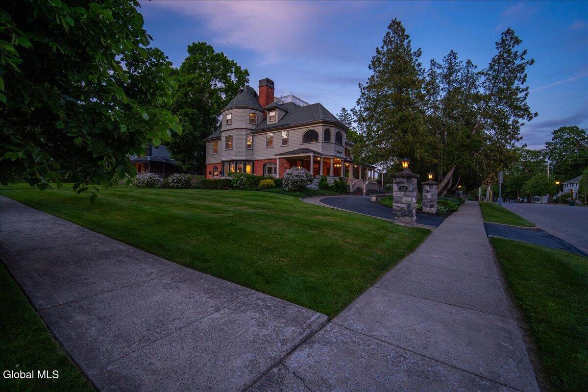 720 N Broadway Saratoga Springs NY 12866