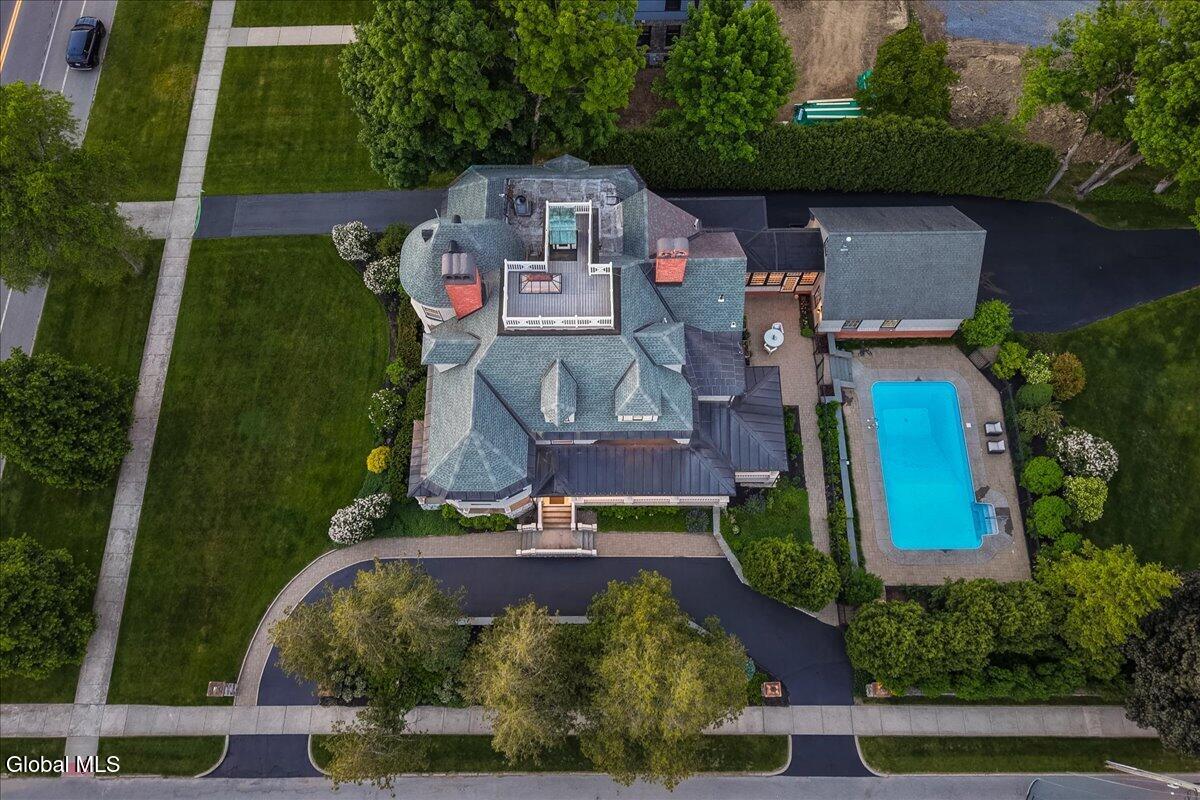 720 N Broadway Saratoga Springs NY 12866